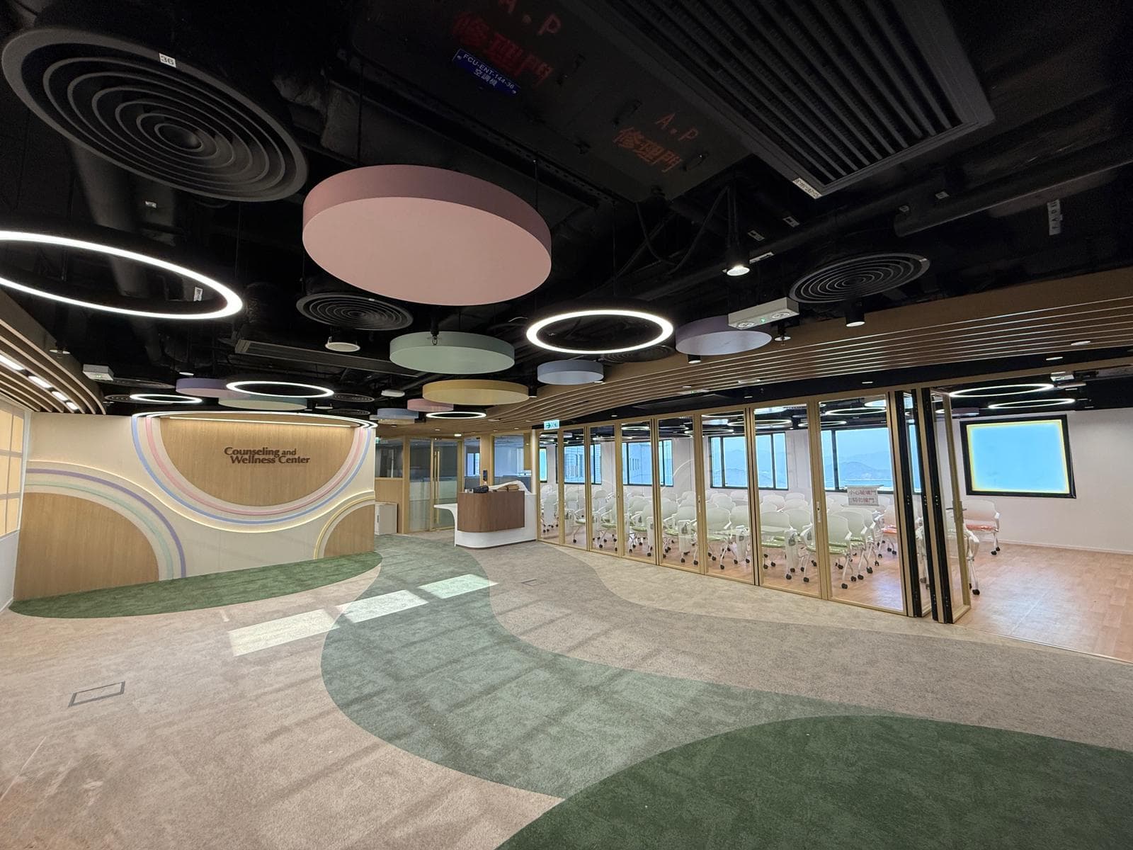 HKUST — 5/F Zone K Office Extension: Main Contract for A&A Works