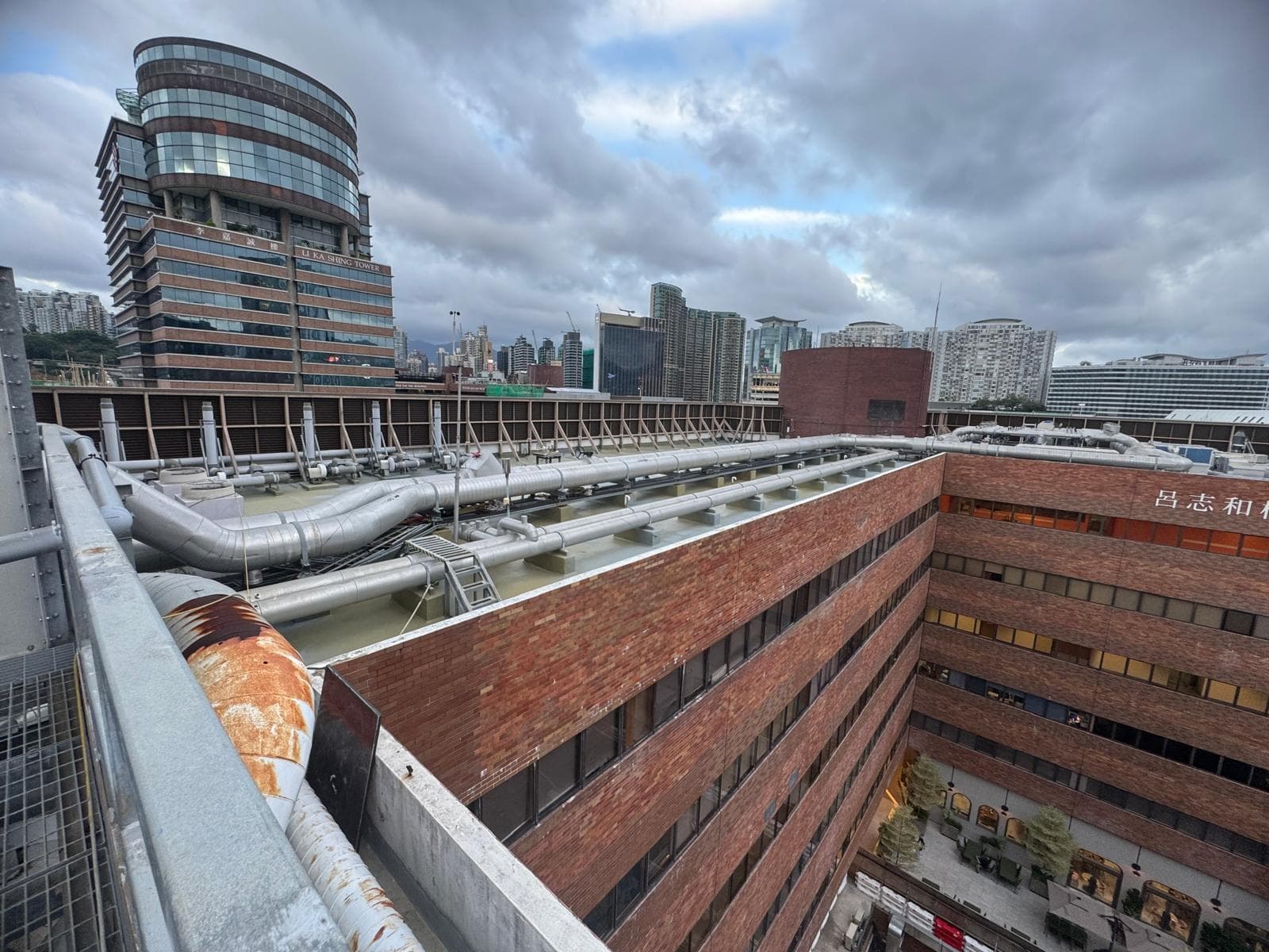PolyU — Remedial Waterproofing Overlay Works for CD & EF Wings