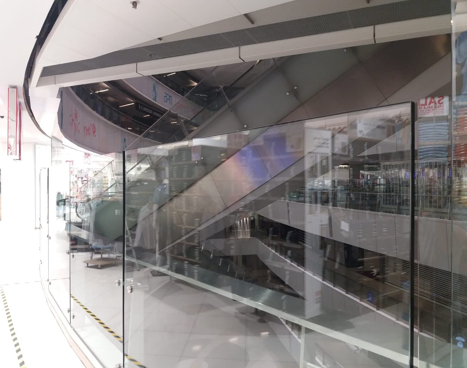APM Millennium City 5 — Tempered Glass Balustrade Reconstruction
