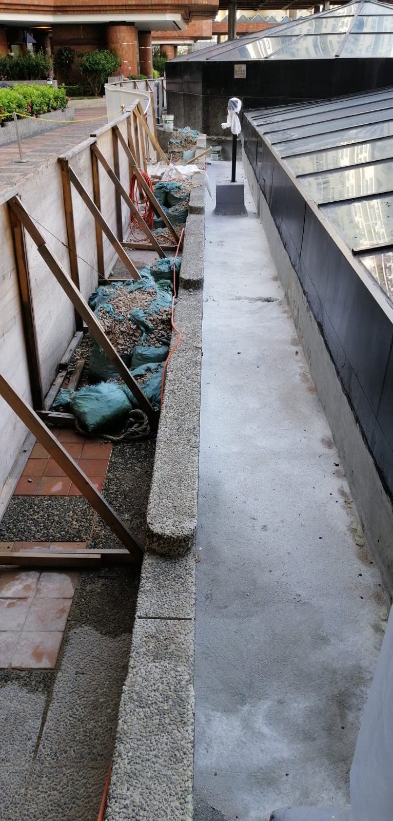 P527 — 新城市廣場3期-Waterpooring works for planter